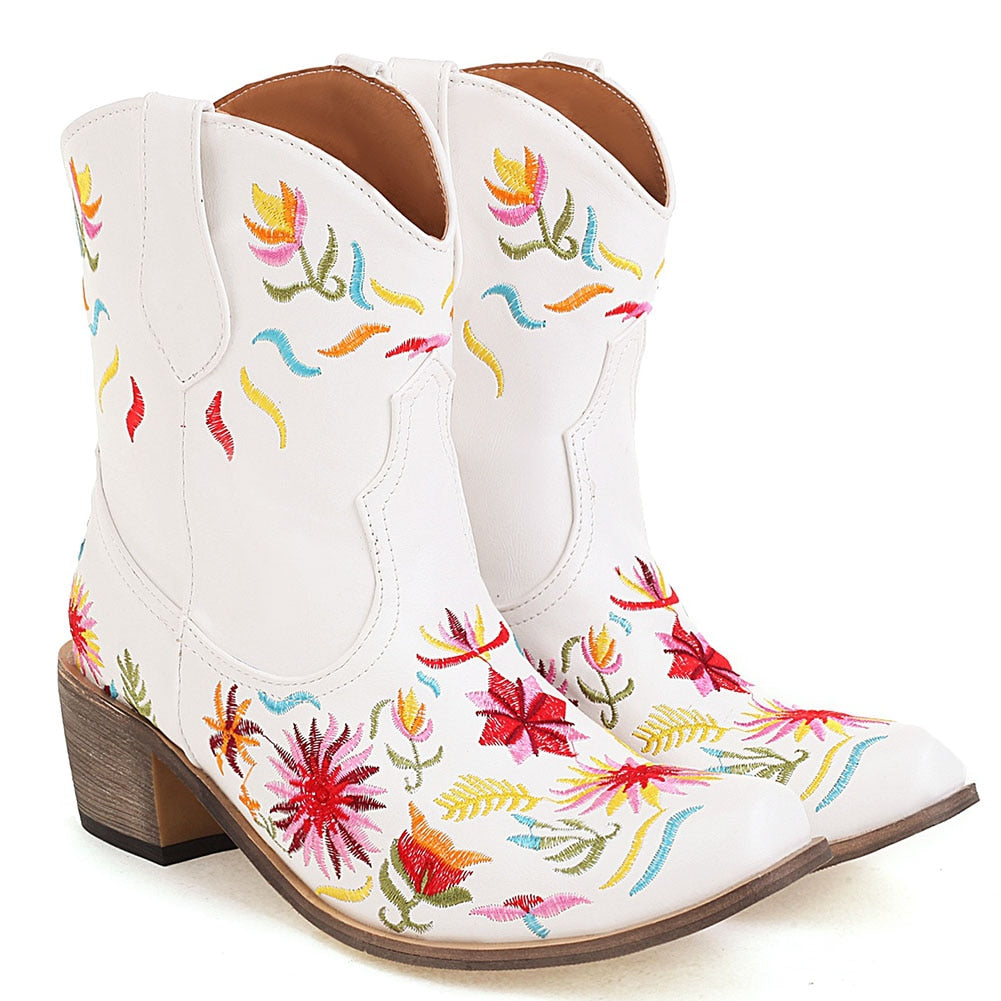 Short White Cowgirl Boots